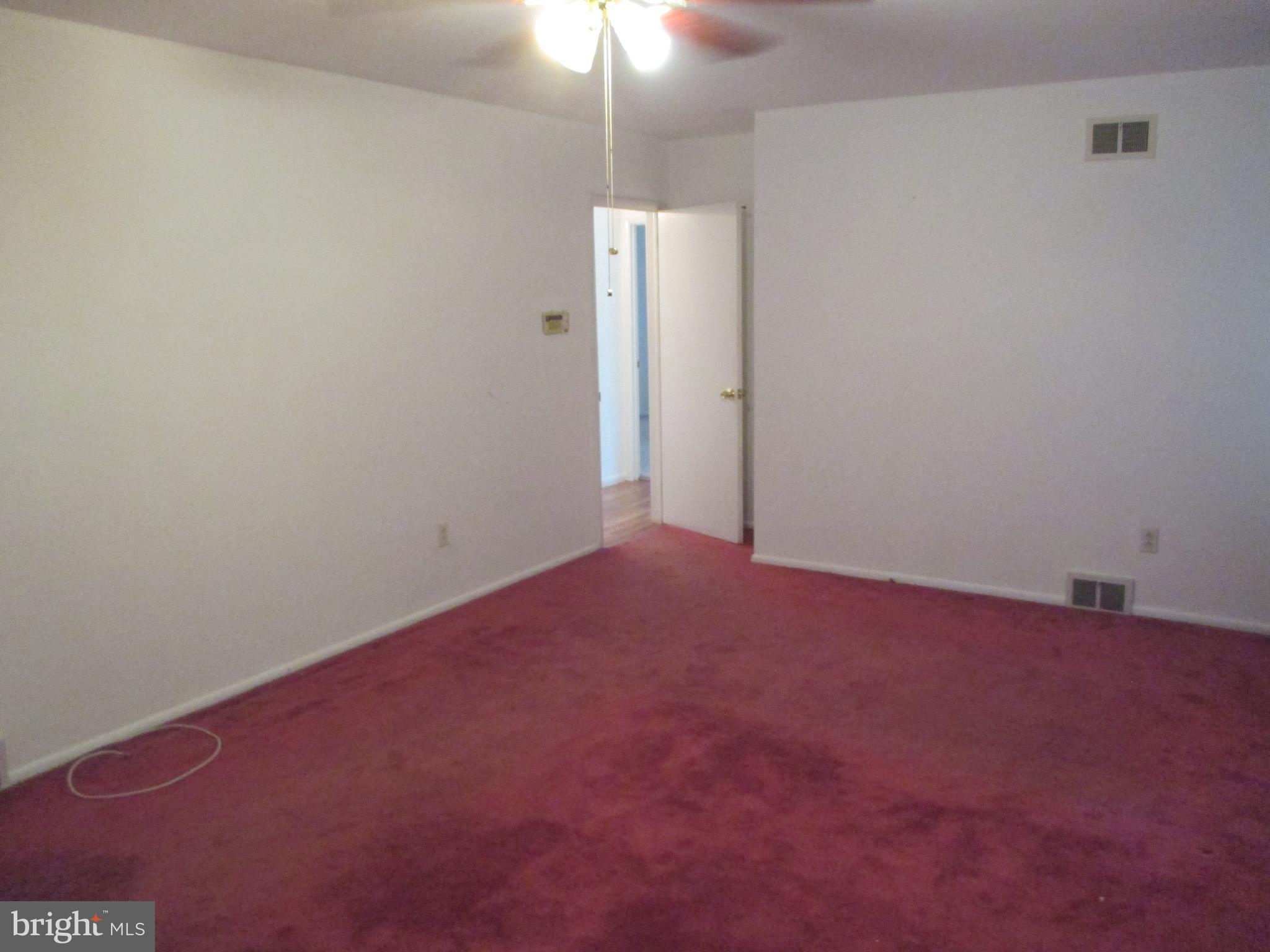 9318 Laramie Road Philadelphia, PA 19115 - Photo 27 of 40