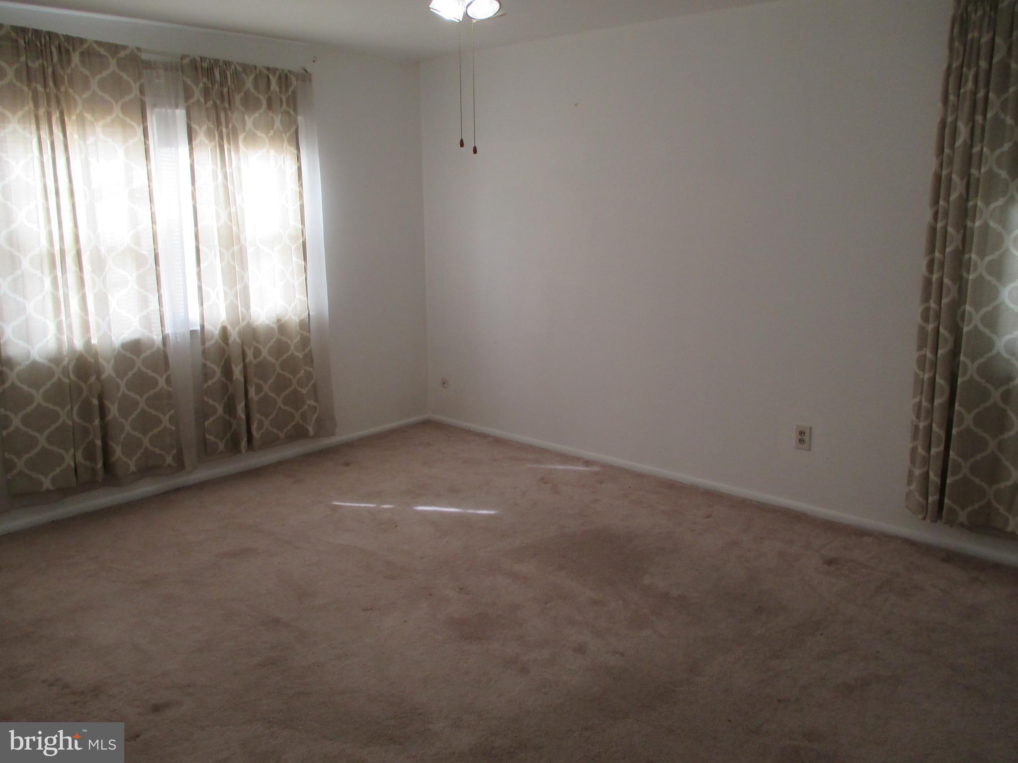 9318 Laramie Road Philadelphia, PA 19115 - Photo 31 of 40