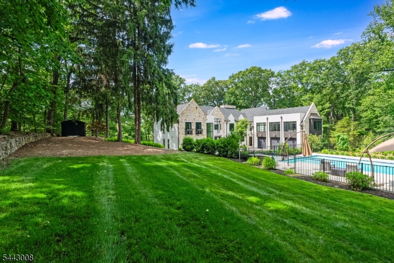 175 Round Top Road Bernardsville, NJ 07924 - Photo 32 of 35