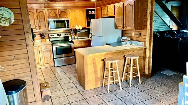 $699,500 | 10003 East 625 South, Culver, IN 46511