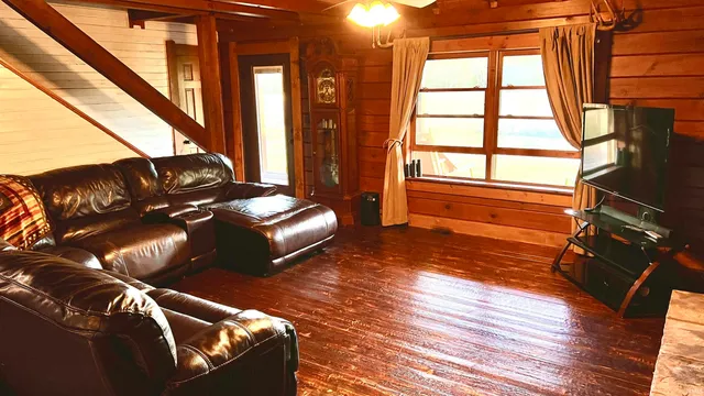 $699,500 | 10003 East 625 South, Culver, IN 46511