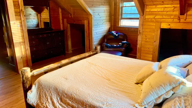 $699,500 | 10003 East 625 South, Culver, IN 46511