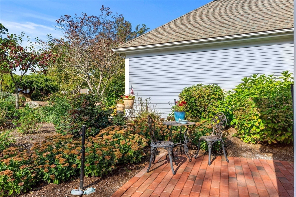 12 Highwood Lane Ipswich, MA 01938 - Photo 39 of 42 a view of outdoor space and yard