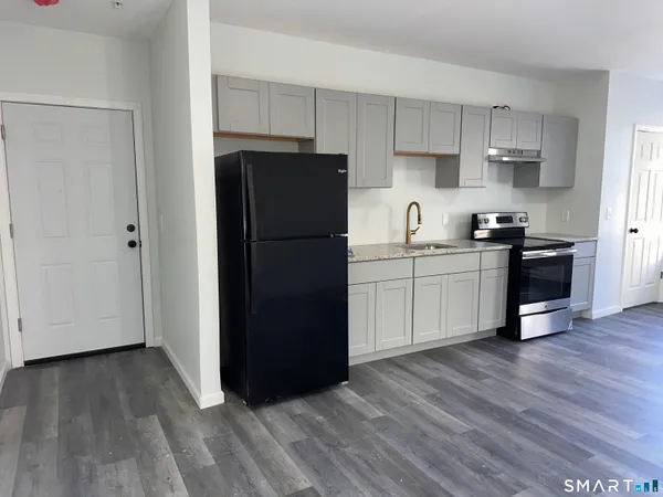 $1,199 | 63 Water Street, Unit 24, Torrington, CT 06790