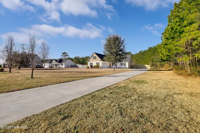 $319,900 | 116 Palo Alto Park Drive, Maysville, NC 28555