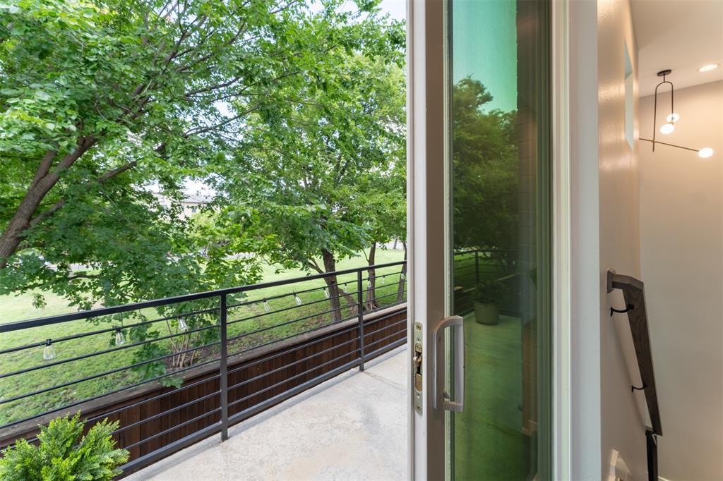 4620 Munger Avenue, Unit 107 Dallas, TX 75204 - Photo 9 of 28 a view of a balcony