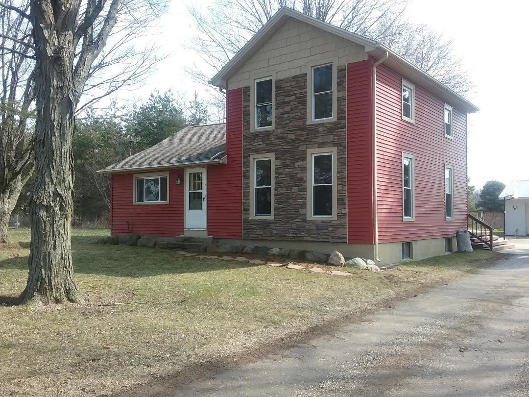 515 South Vernon Road Corunna, MI 48817 - Photo 2 of 22 21435705-1.JPG
