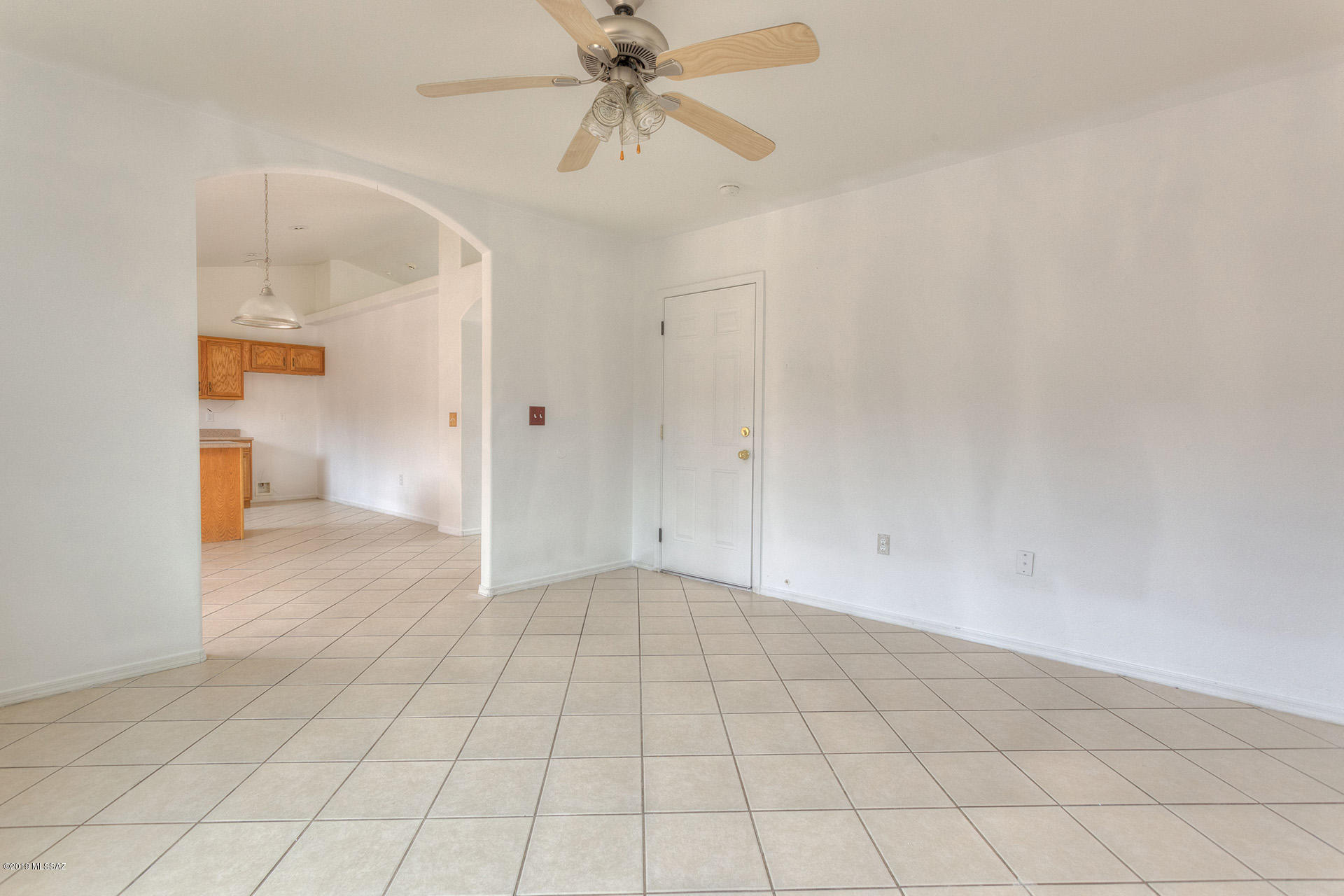 958 Paseo Queretaro Rio Rico, AZ 85648 - Photo 11 of 25 Gallery Image 11