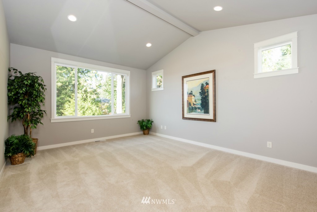 22718 37th Avenue Southeast Bothell, WA 98021 - Photo 14 of 21