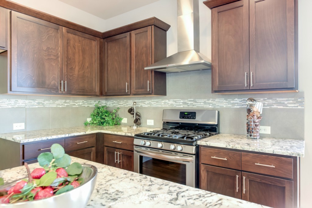 22718 37th Avenue Southeast Bothell, WA 98021 - Photo 6 of 21