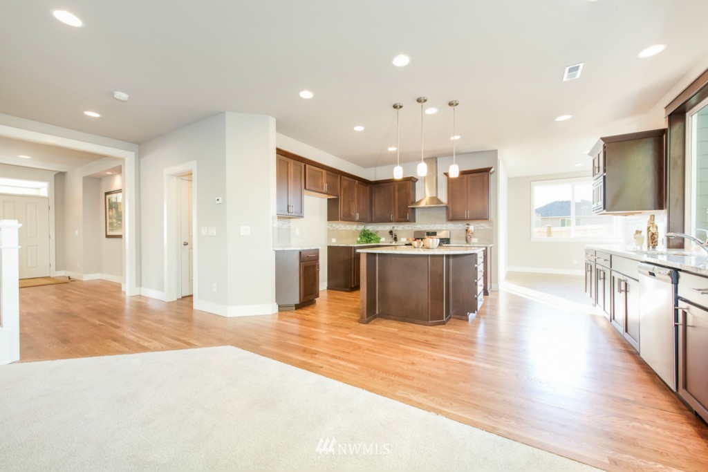 22718 37th Avenue Southeast Bothell, WA 98021 - Photo 10 of 21