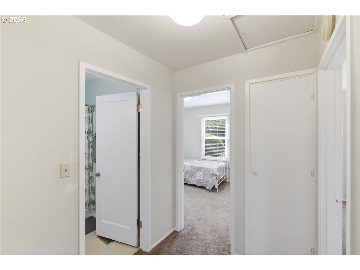 936 Northwest 34th Street Corvallis, OR 97330 - Photo 15 of 33