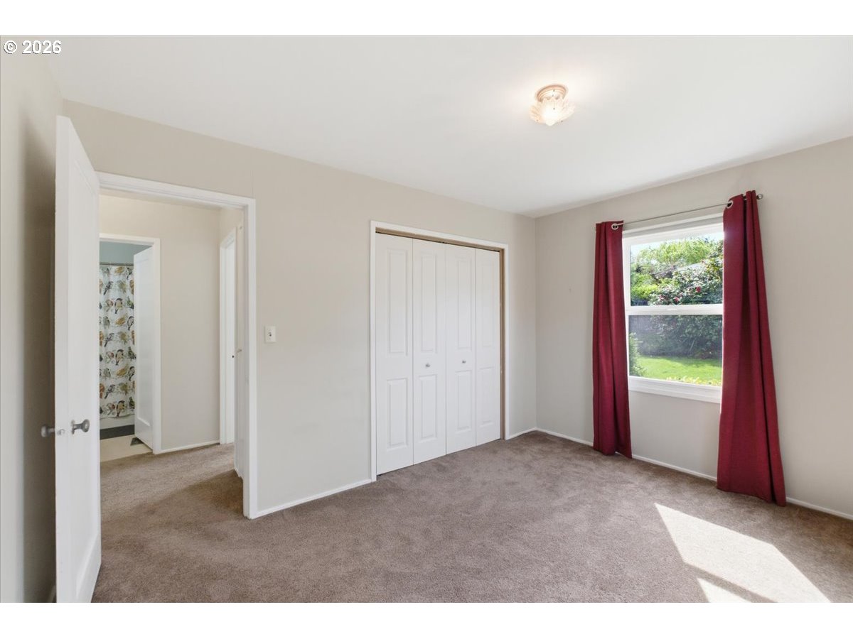 936 Northwest 34th Street Corvallis, OR 97330 - Photo 16 of 33