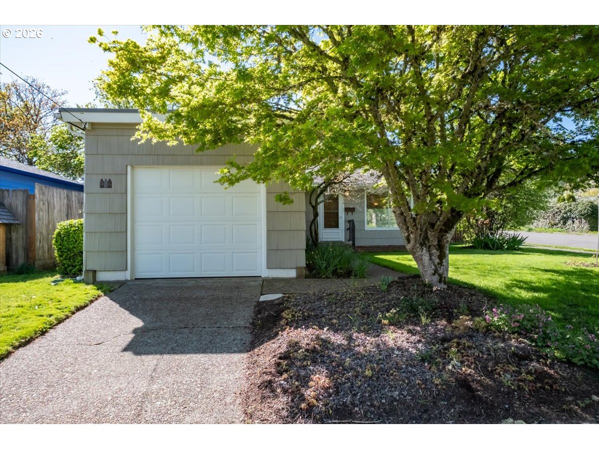 936 Northwest 34th Street Corvallis, OR 97330 - Photo 28 of 33