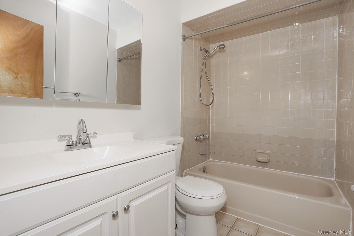 14 Singer Avenue Spring Valley, NY 10977 - Photo 26 of 48