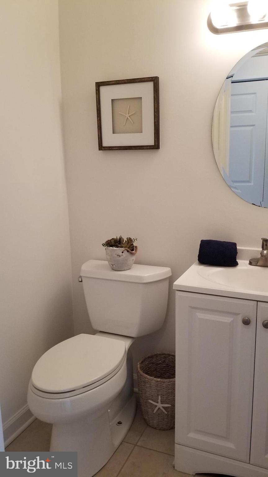 132 Club Road Arnold, MD 21012 - Photo 8 of 41 Powder Room