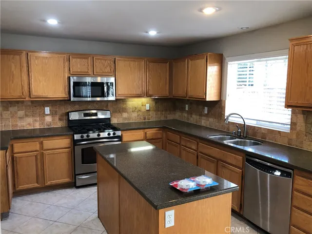 $3,700 | 31822 Sandhill Lane, Temecula, CA 92591