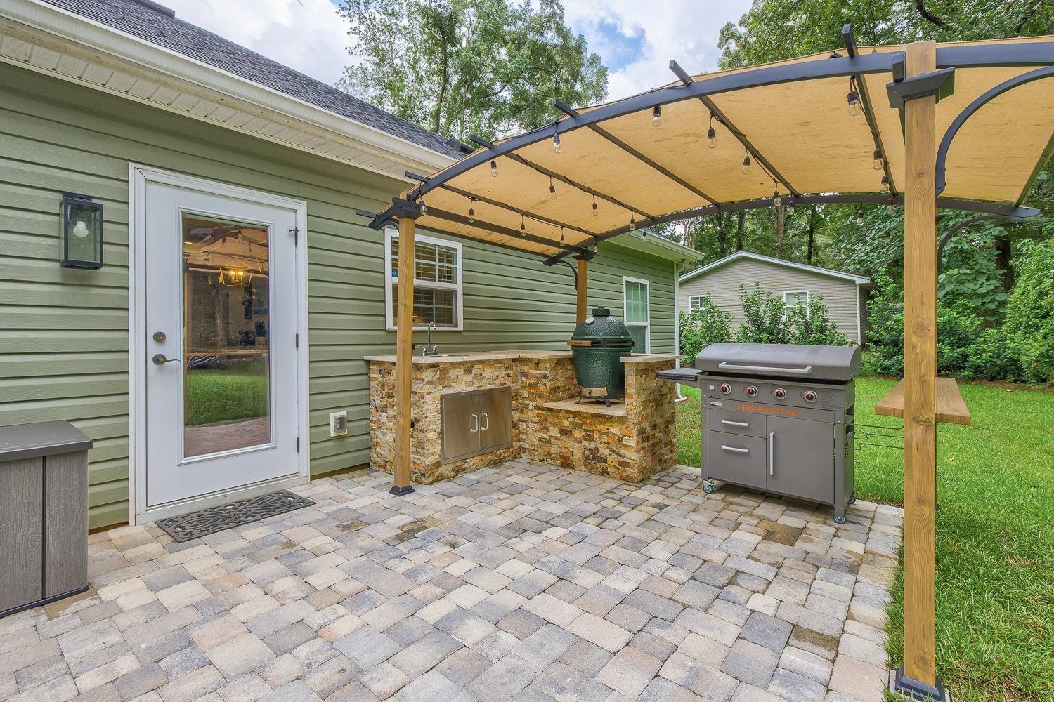 6186 Hugh Road Tallahassee, FL 32309 - Photo 15 of 17