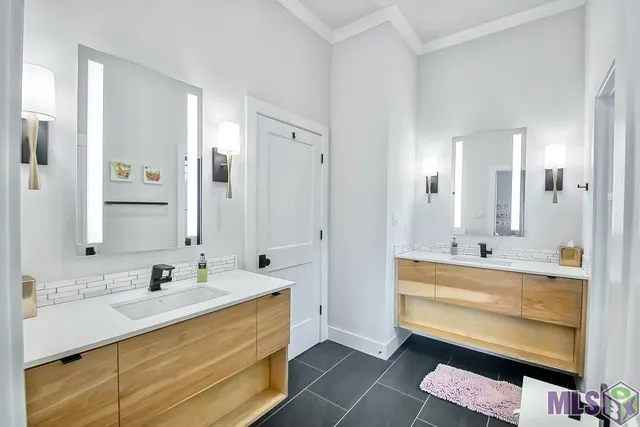 $975,000 | 5018 Mimosa Street, Baton Rouge, LA 70808