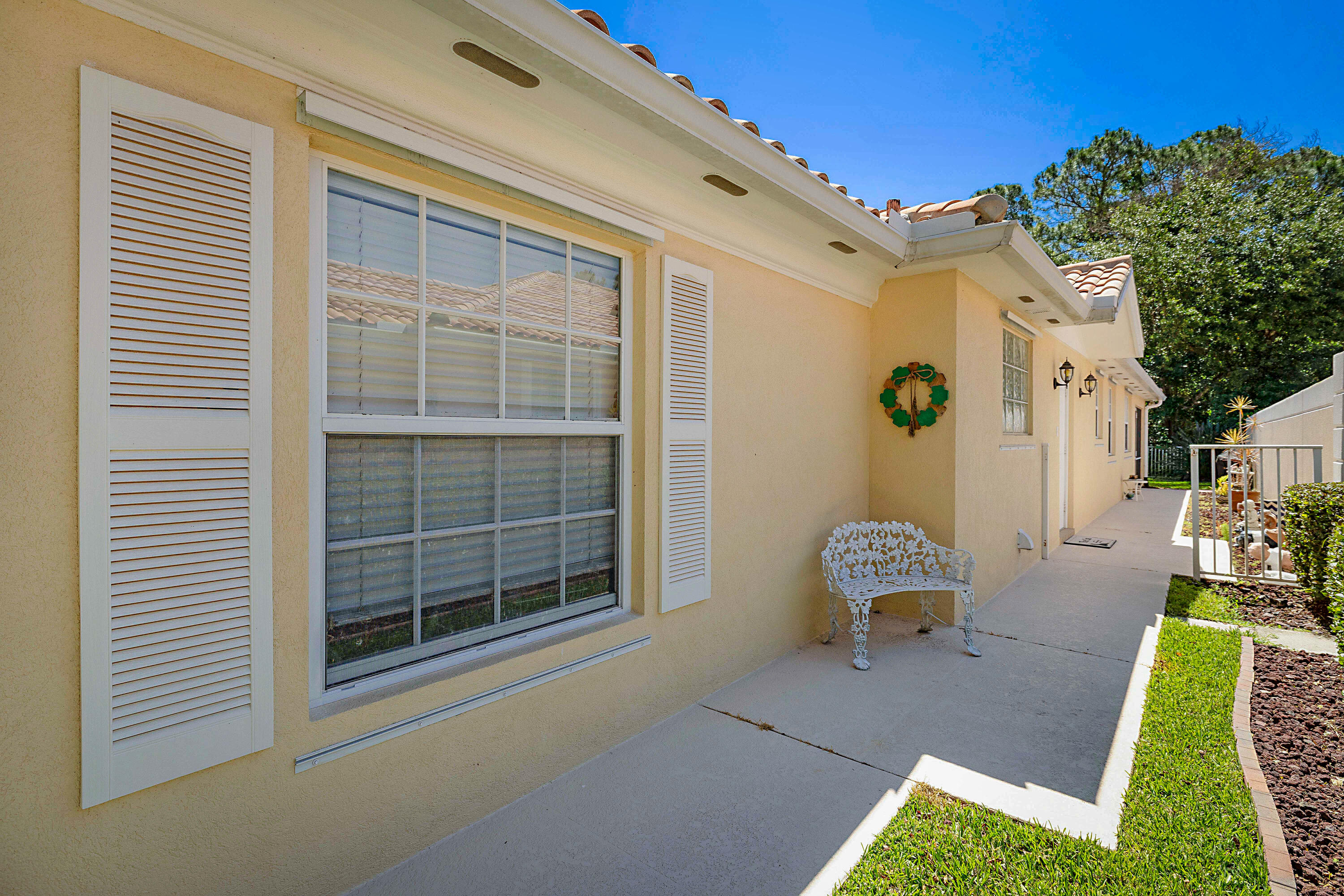 774 Southwest Balmoral Trace Stuart, FL 34997 - Photo 24 of 30 774 SW Balmoral Trace -36