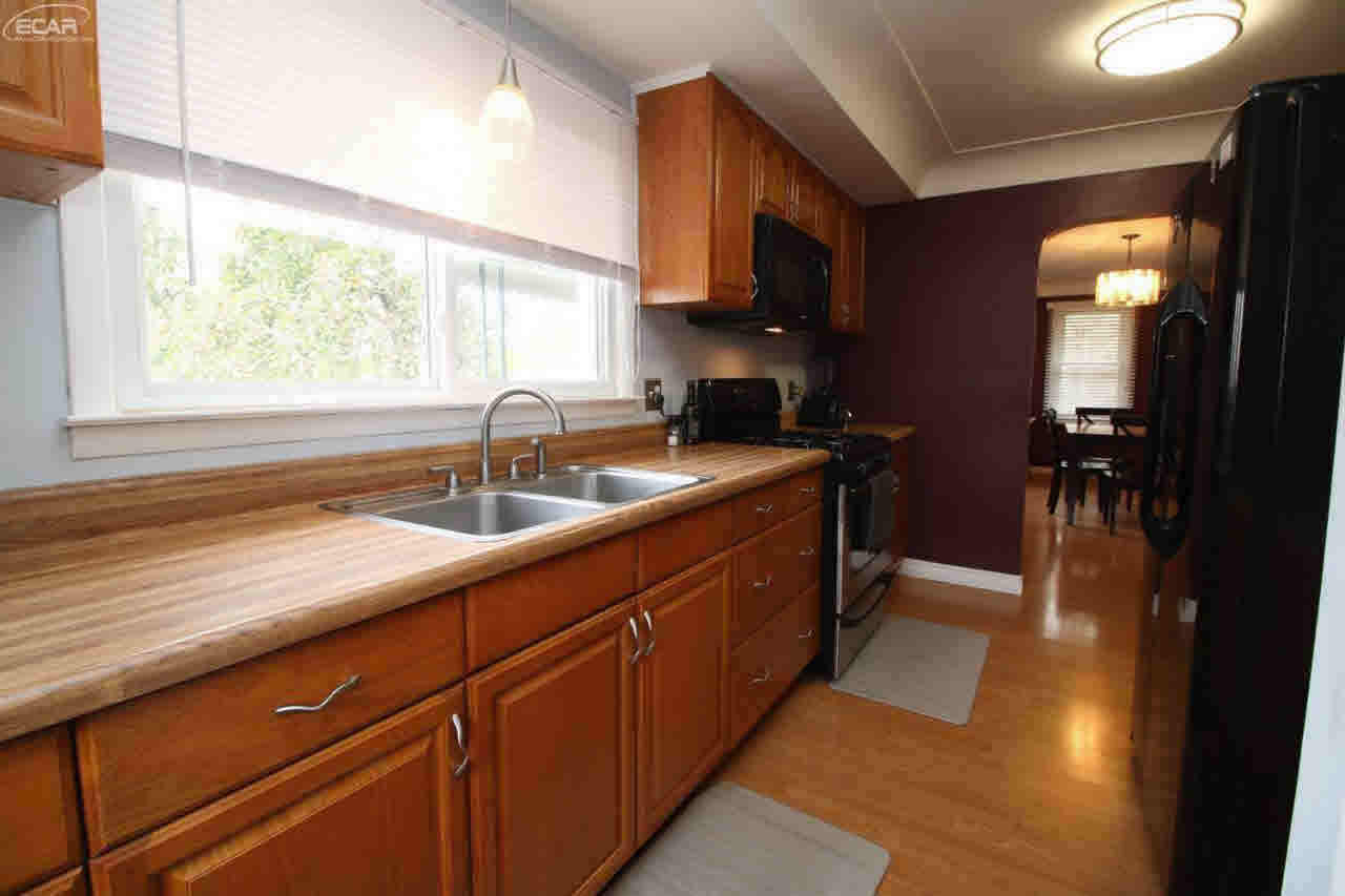 12164 Davison Road Davison, MI 48423 - Photo 12 of 29
