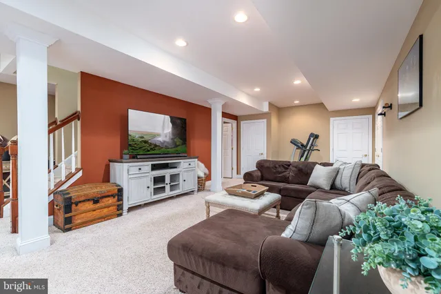 $915,000 | 1256 Appalachian Road, Ambler, PA 19002