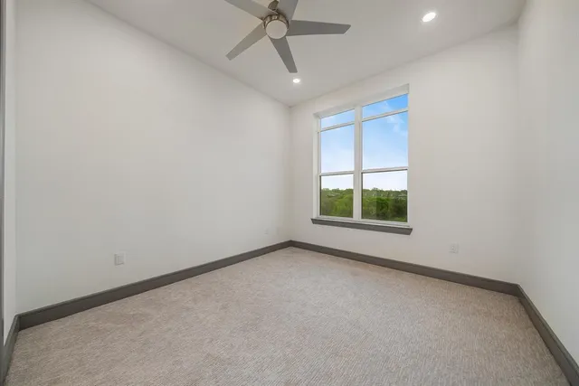 $2,300 | 2700 Old Denton Road, Unit 3336, Carrollton, TX 75007