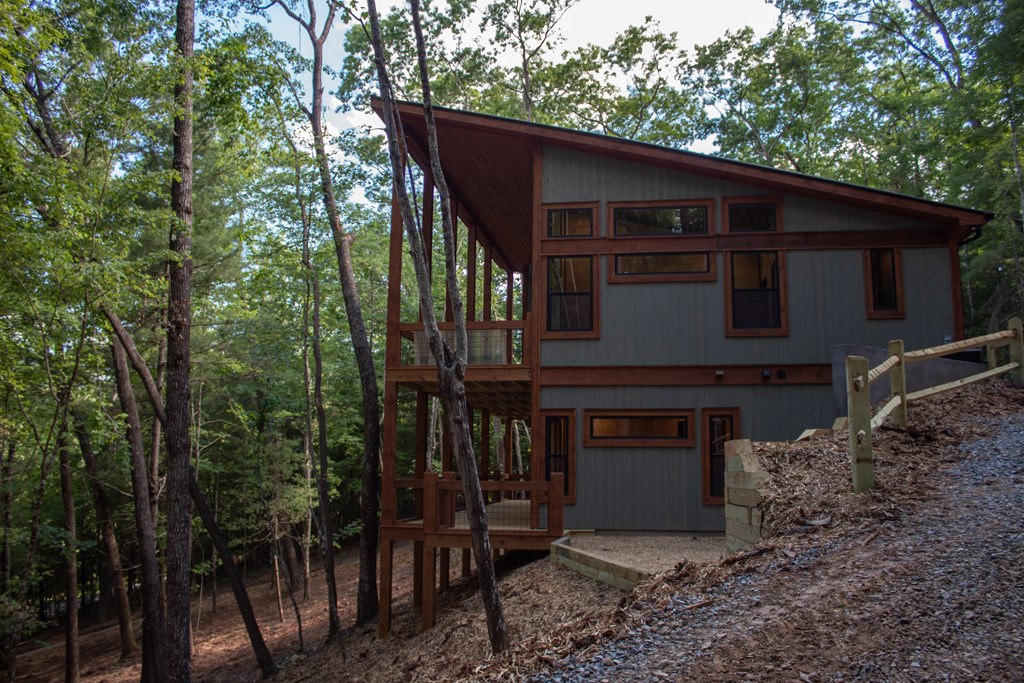1952 Big Creek Road Blue Ridge, GA 30513 - Photo 23 of 47 Gallery Image 23