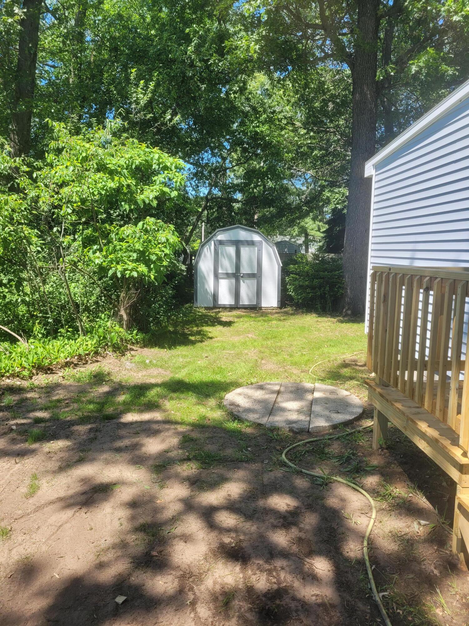 61 South Dengler Road Muskegon, MI 49442 - Photo 3 of 17 20240612_122601