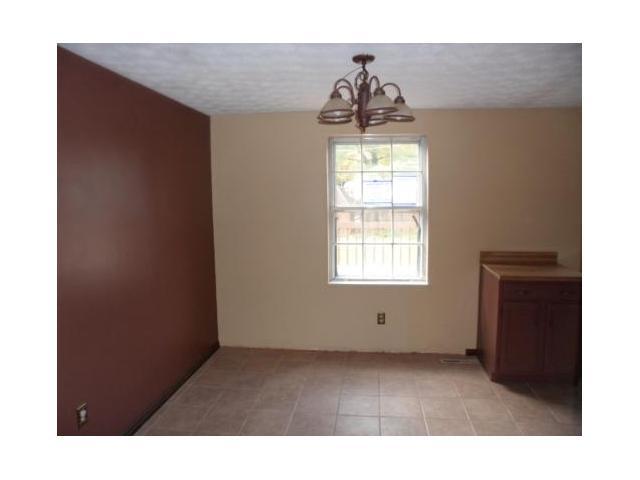 4093 Clabber Road Columbus, OH 43207 - Photo 3 of 12 Gallery Image 3