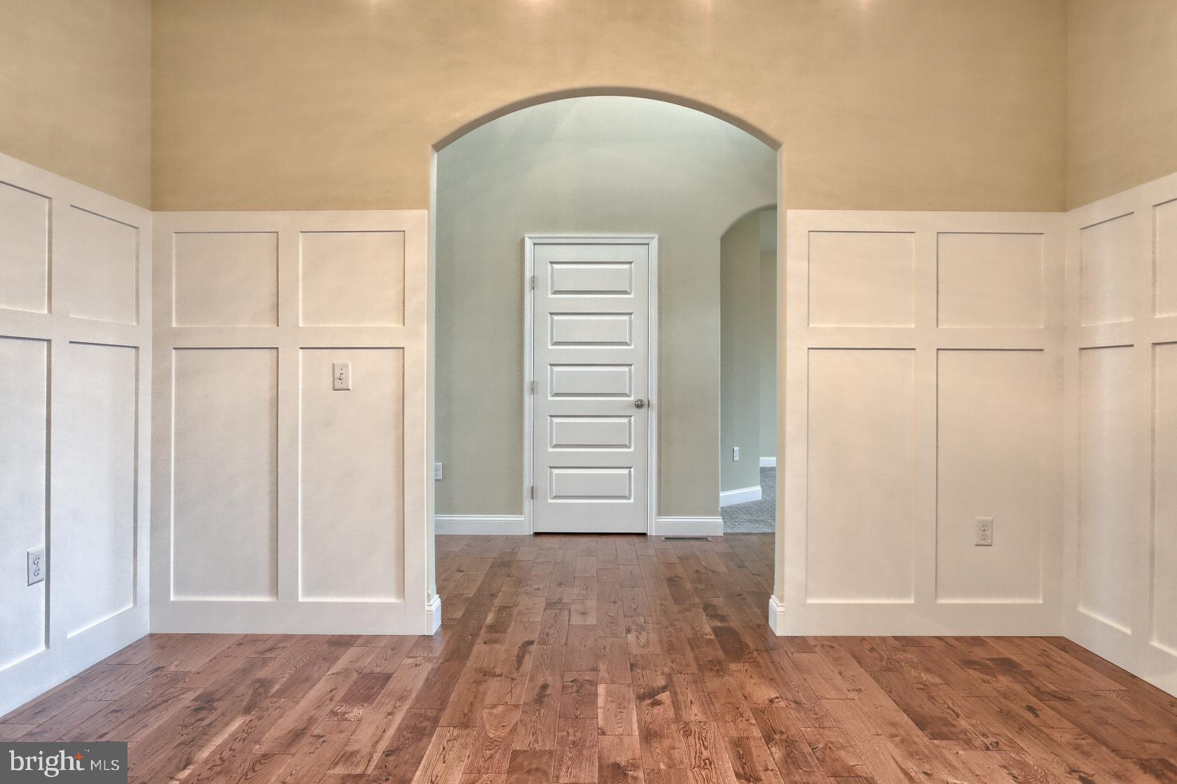 23 Rolling Meadow Road Lebanon, PA 17046 - Photo 10 of 44 a view of a hallway with wooden floor and closet