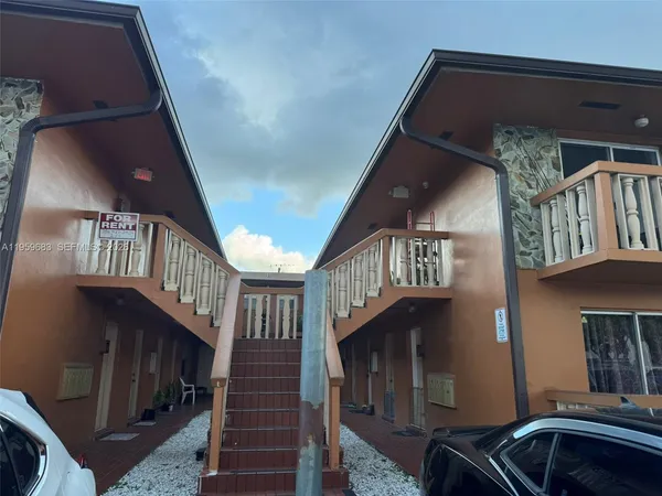 $1,975 | 50 West 23rd Street, Unit 8, Hialeah, FL 33010