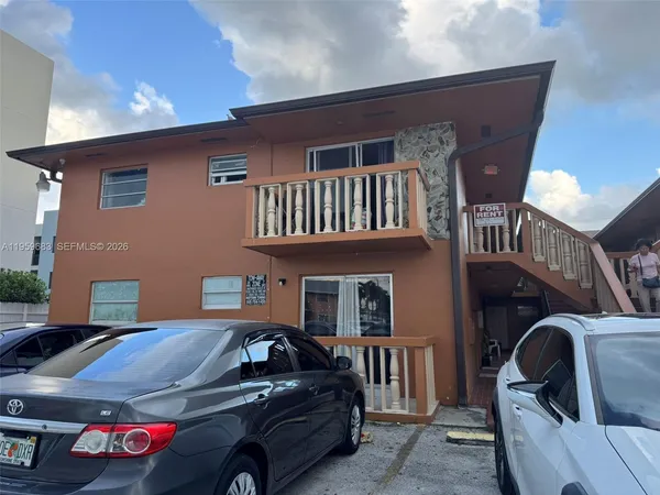 $1,975 | 50 West 23rd Street, Unit 8, Hialeah, FL 33010