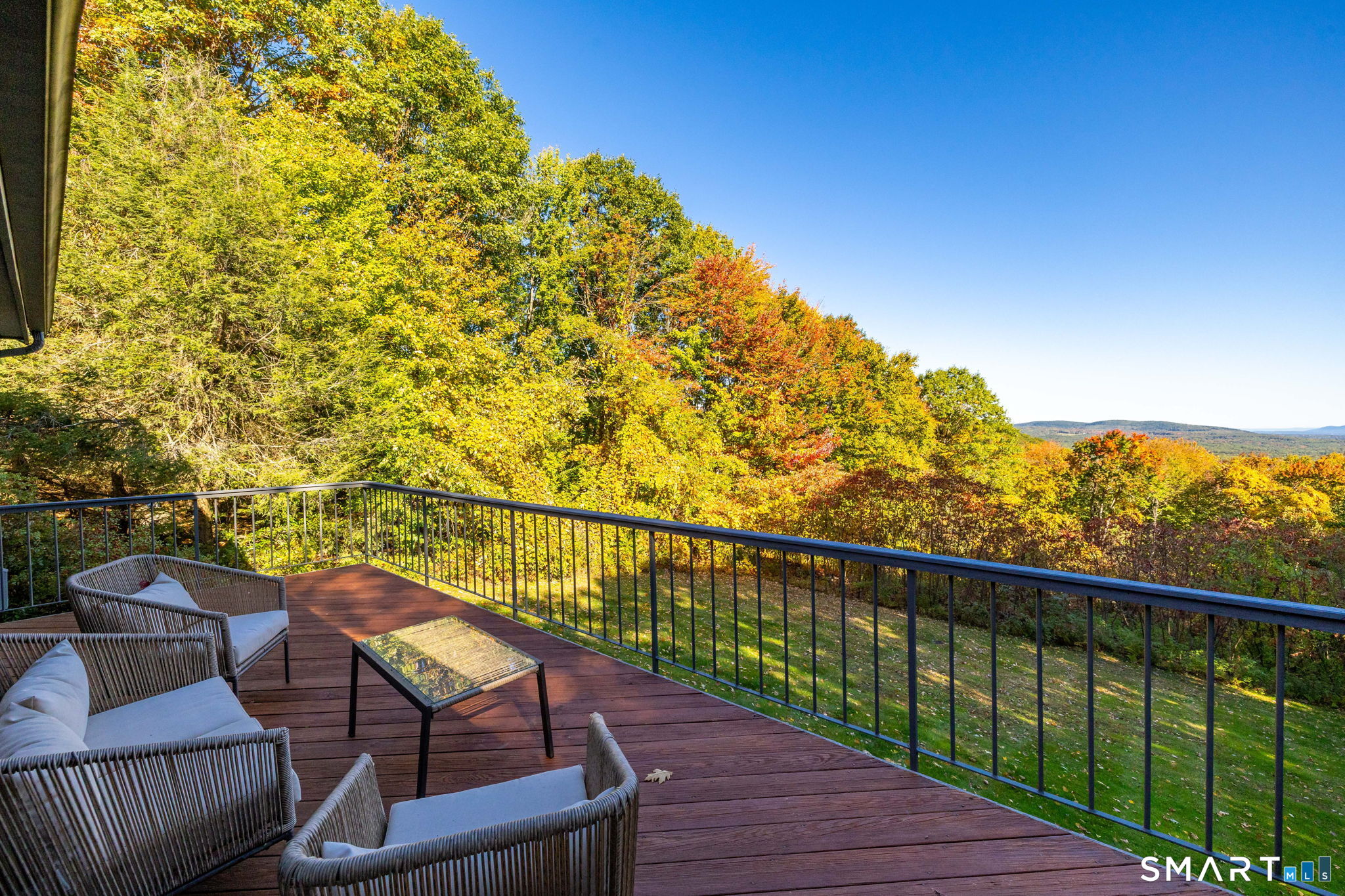 240 Mountain Road Granby, CT 06060 - Photo 4 of 39 Gallery Image 4