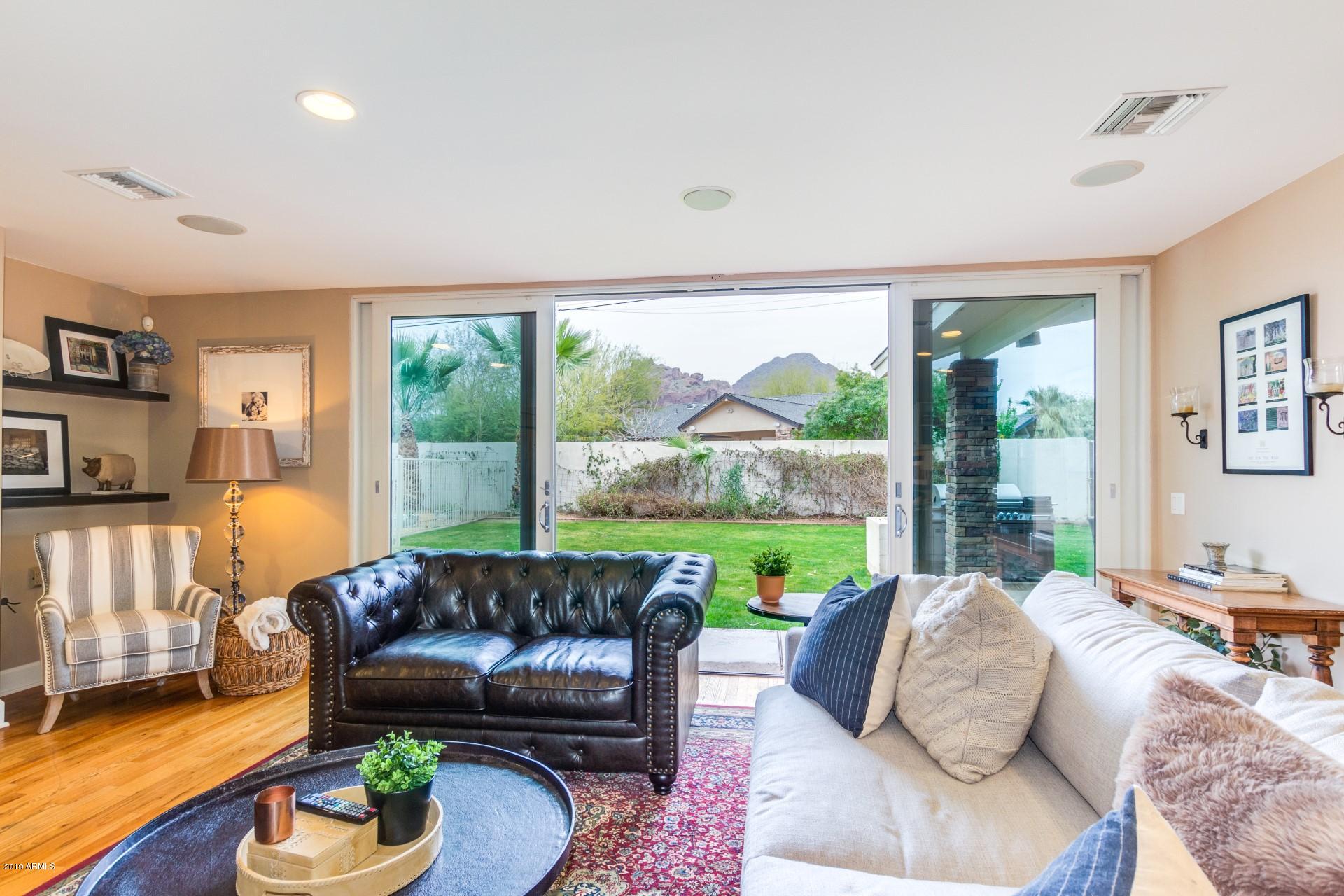 5231 North 42nd Place Phoenix, AZ 85018 - Photo 11 of 40 42nd - 5231 (39)