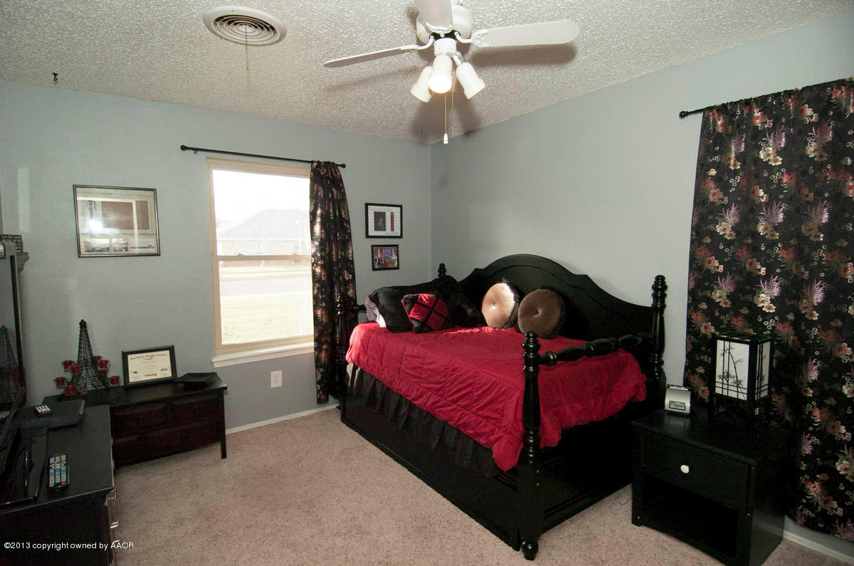 5209 While A Way Road Amarillo, TX 79109 - Photo 28 of 32 BEDROOM 3 VIEW 1