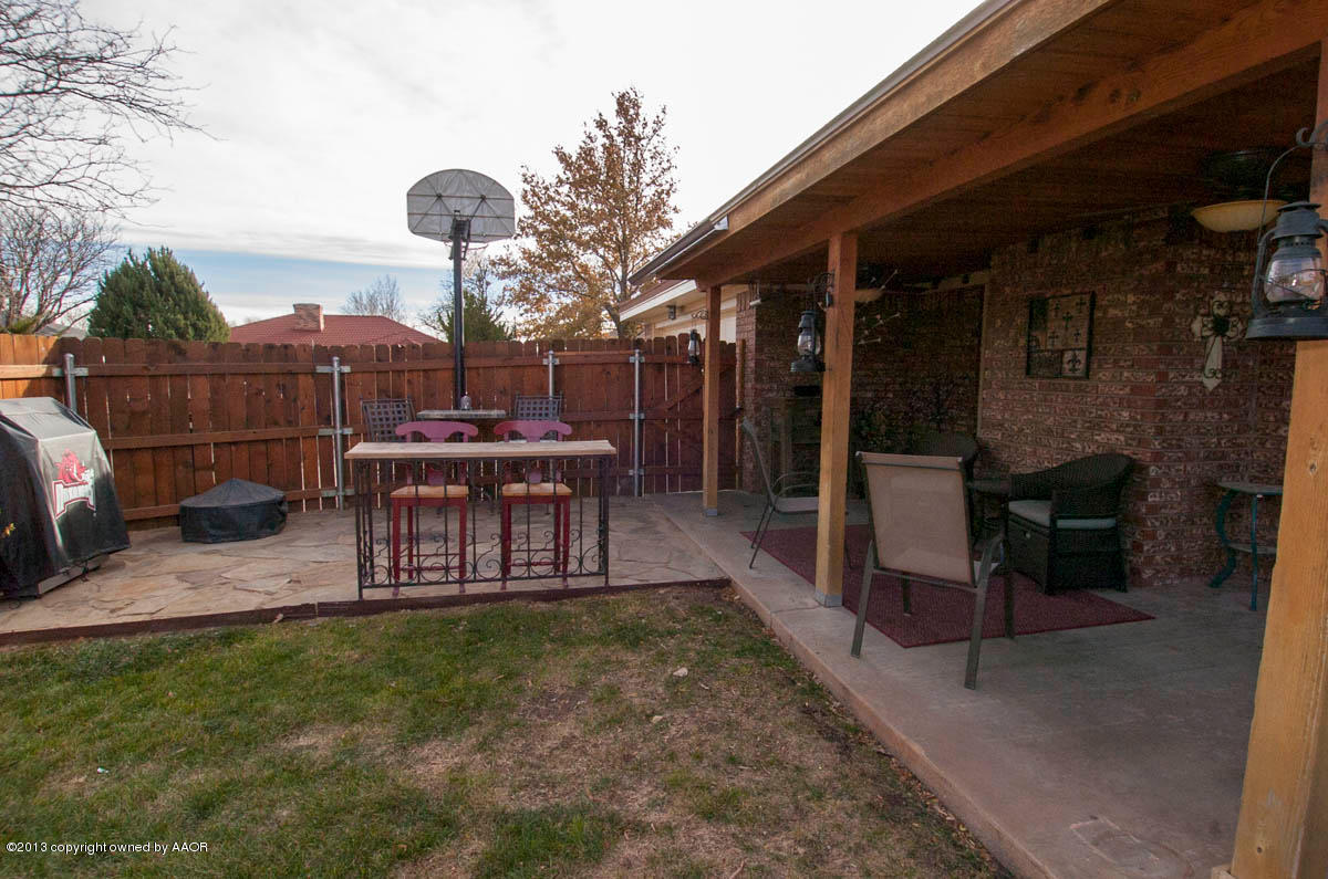 5209 While A Way Road Amarillo, TX 79109 - Photo 8 of 32 PATIO VIEW 2