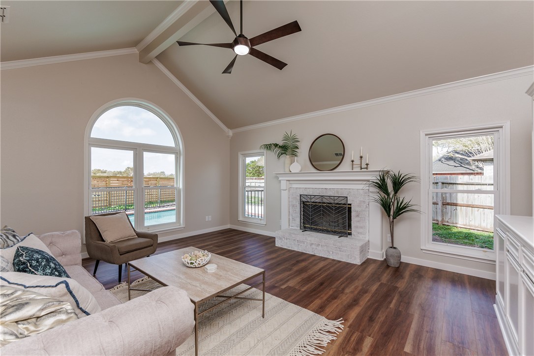 6402 Avignon Street Corpus Christi, TX 78414 - Photo 7 of 36