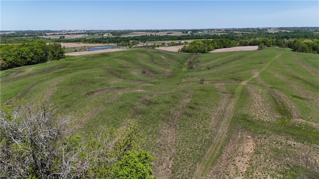 Se Spring Easton, MO 64443 - Photo 3 of 10