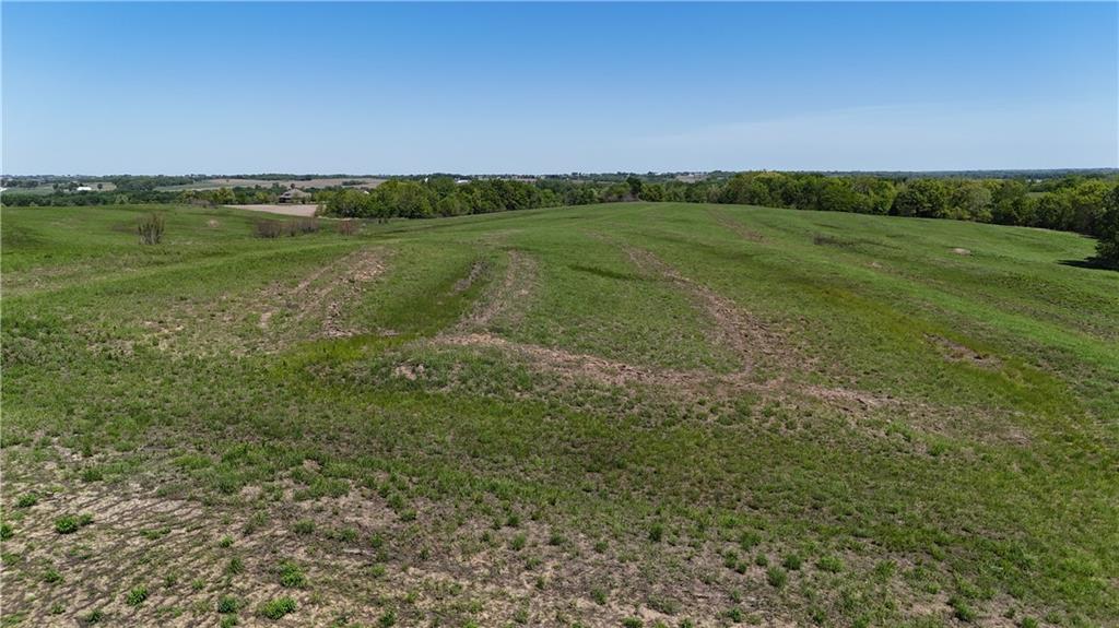 Se Spring Easton, MO 64443 - Photo 8 of 10