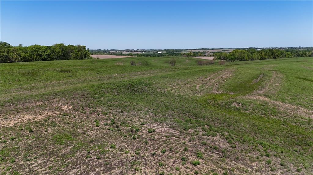 Se Spring Easton, MO 64443 - Photo 9 of 10