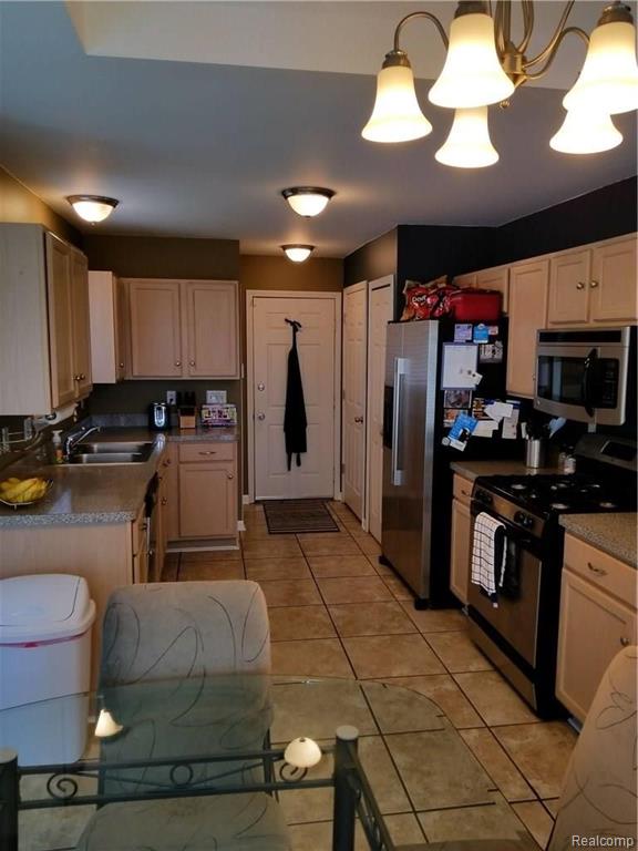 31305 24 Mile Road Chesterfield, MI 48047 - Photo 7 of 21