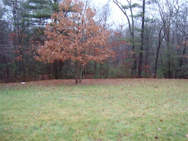 39 Old Farm Road Douglas, MA 01516 - Photo 4 of 23 Gallery Image 4