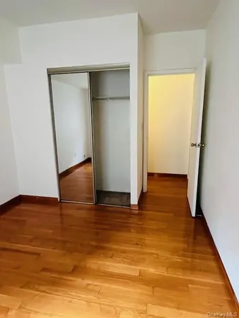 $2,900 | 147-20 35th Avenue, Unit 2F | Murray Hill - Flushing