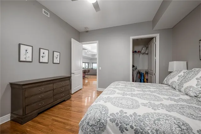 $429,950 | 1101 Walnut Street, Unit 1009, Kansas City, MO 64106