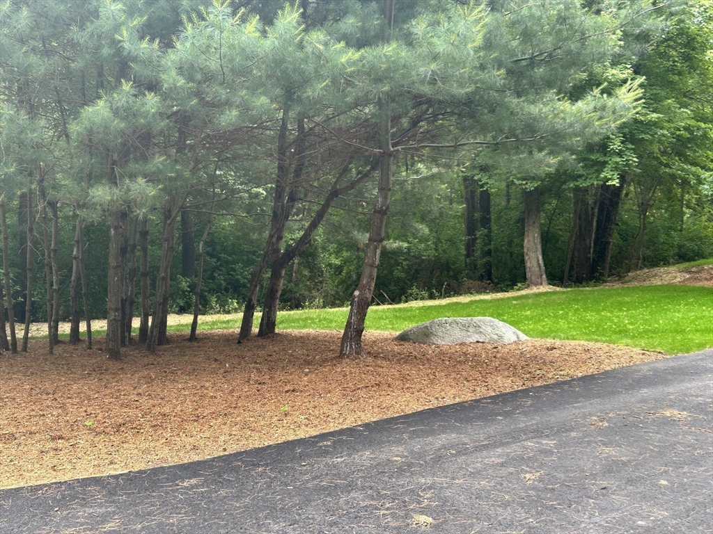 137 Chipaway Road East Freetown, MA 02717 - Photo 8 of 39 Gallery Image 8