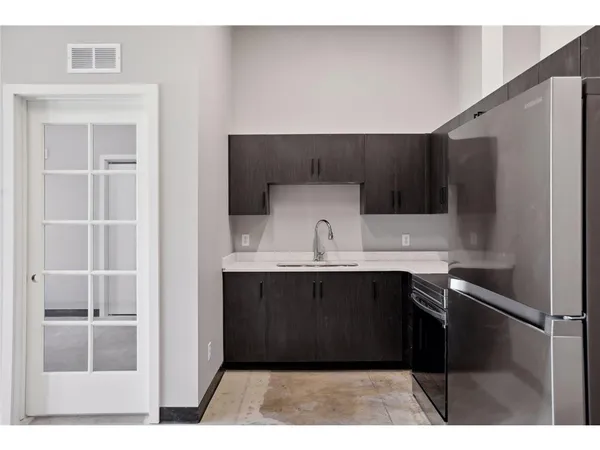 $1,545 | 801 Southeast 9th Street, Unit 215, Minneapolis, MN 55414