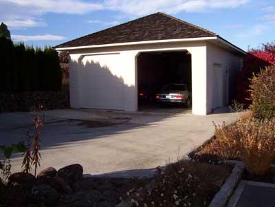 528 South Hennessy Road Yakima, WA 98908 - Photo 7 of 26 a view of backyard with seating space