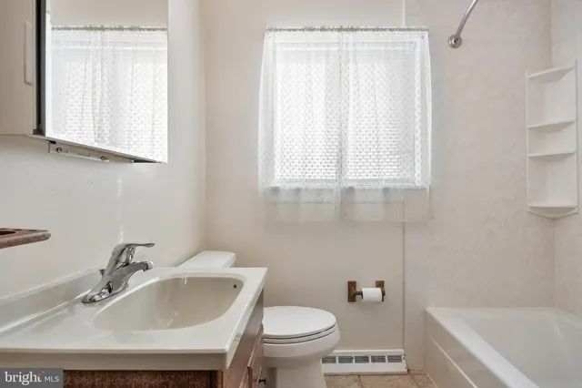 $320,000 | 239 College Drive, Pemberton, NJ 08068