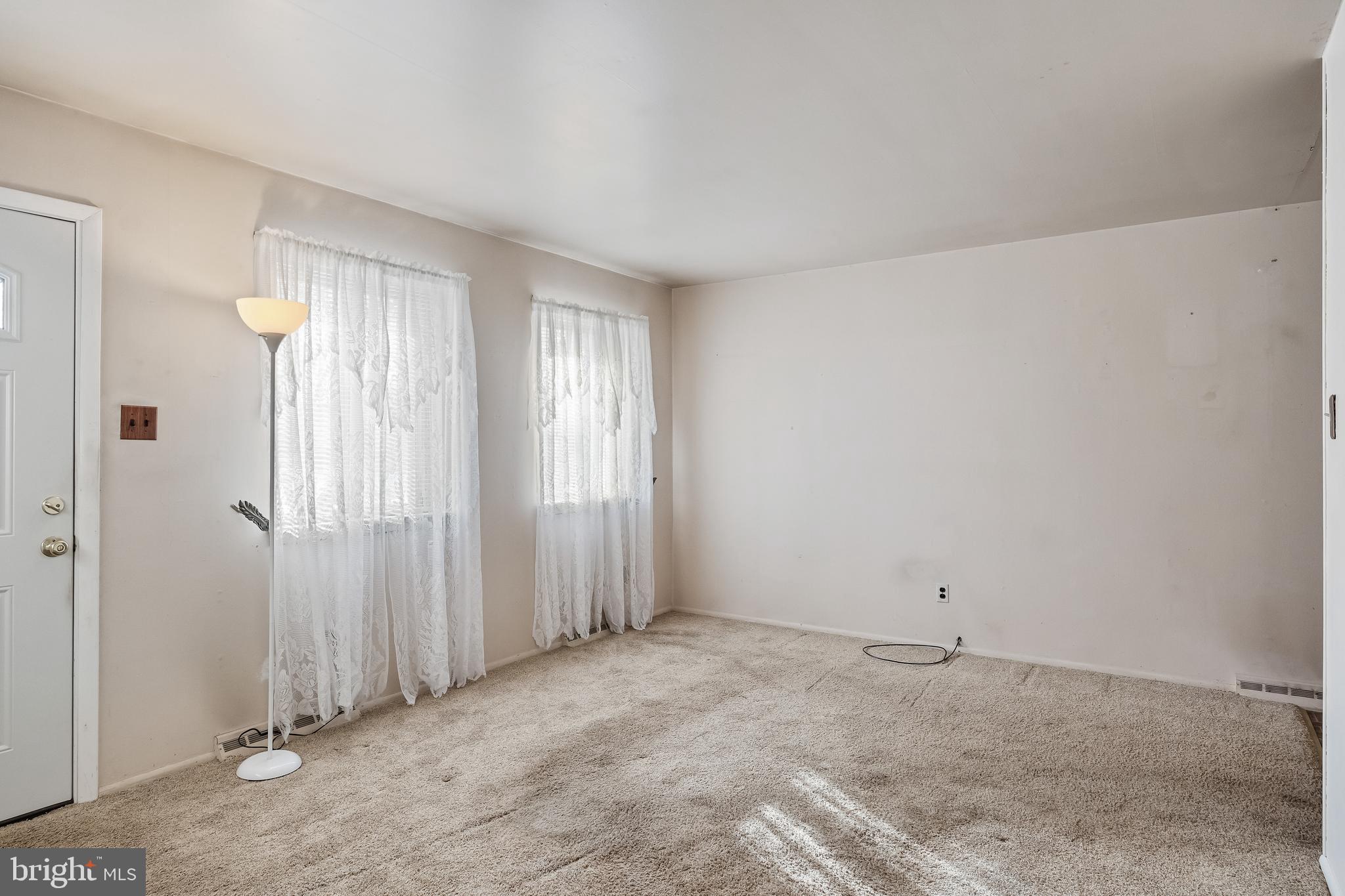 239 College Drive Pemberton, NJ 08068 - Photo 5 of 31 Gallery Image 5